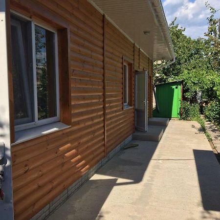 Дом, Комнаты Посуточно У Моря Chornomorsk Exterior foto