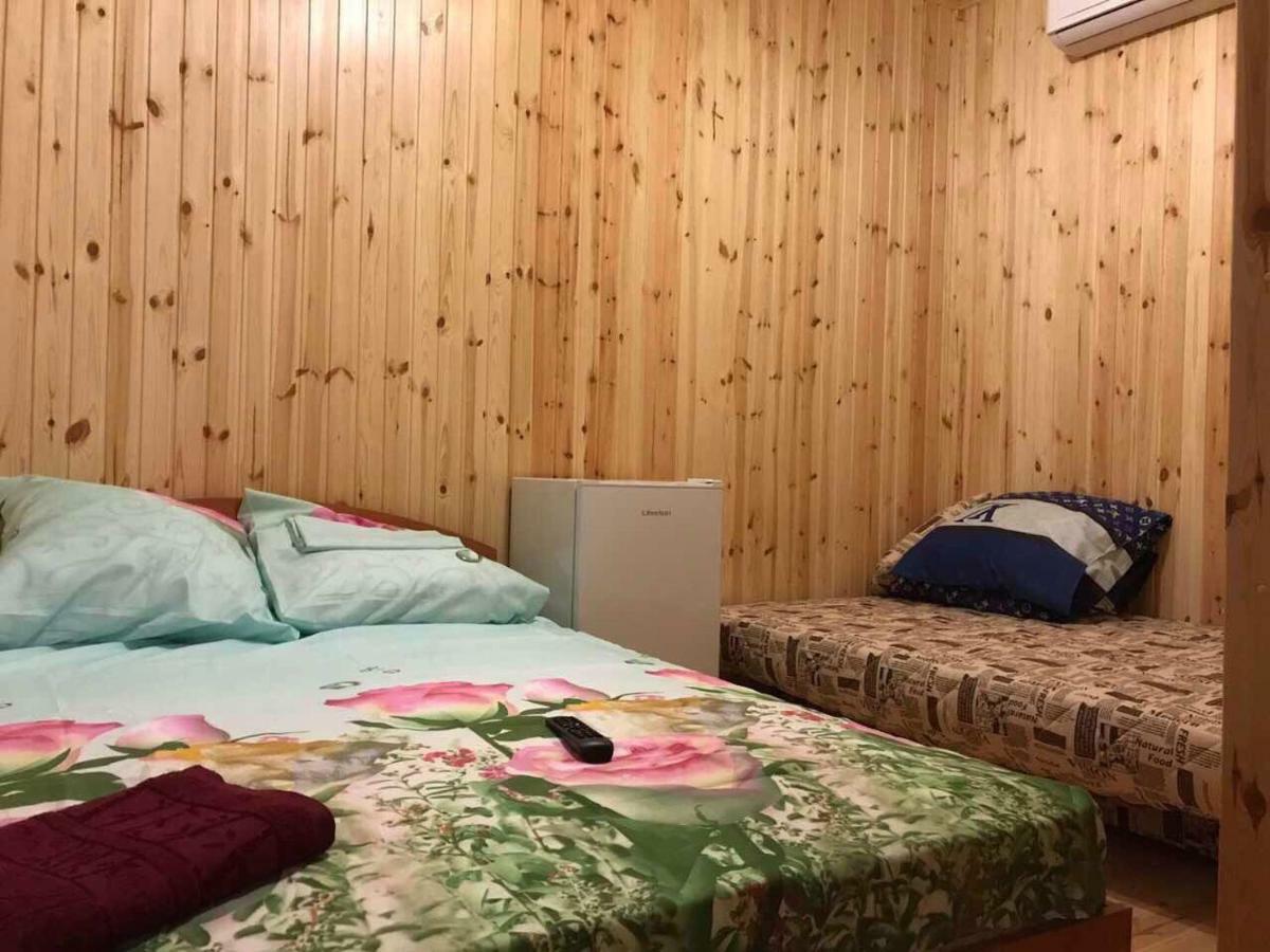 Дом, Комнаты Посуточно У Моря Chornomorsk Exterior foto